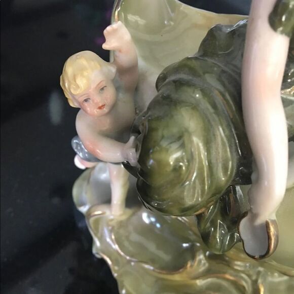 Antique Angel & Cherub Dish - Picture 3 of 6